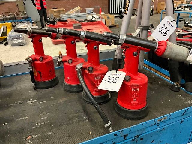 Far diverse pneumatische blindklinkmoertang (4x) - afbeelding 1 van  5