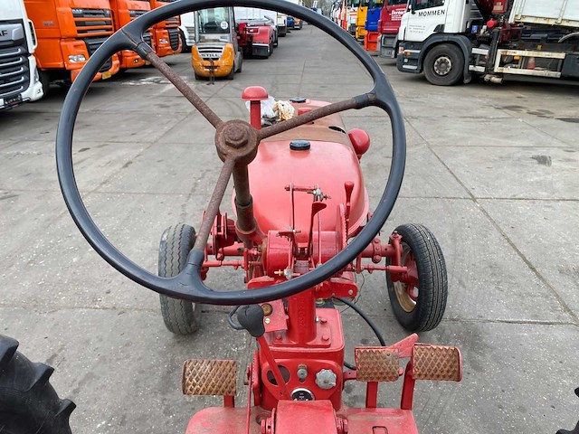 Farmall - super f.c. super f.c. traktor - oldtimer tractor - afbeelding 11 van  11