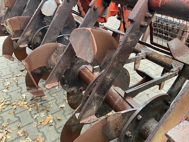 Farmax lrp olhdh spitmachine - afbeelding 13 van  16