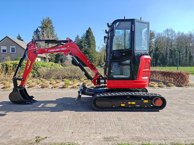 Farmland - 2026 - cm25 yanmar - minigraafmachine - afbeelding 12 van  39