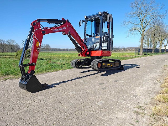 Farmland - 2026 - cm25 yanmar - minigraafmachine - afbeelding 38 van  39