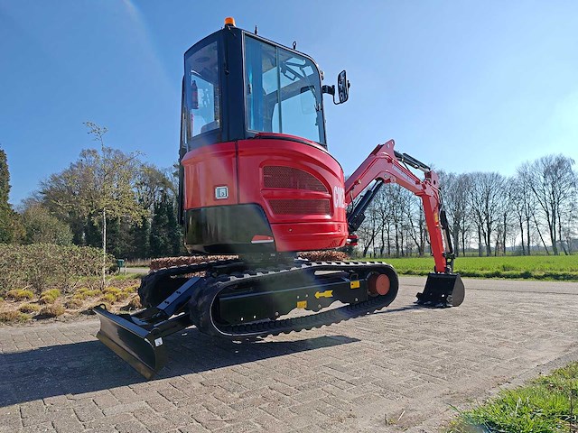 Farmland - 2026 - cm25 yanmar - minigraafmachine - afbeelding 39 van  39