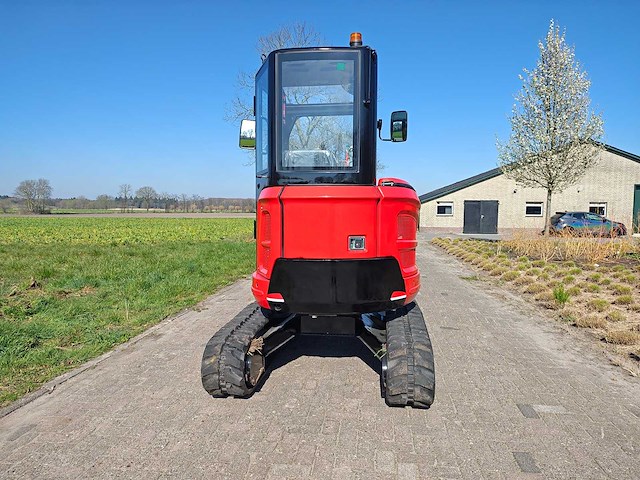 Farmland - 2026 - cm25 yanmar - minigraafmachine - afbeelding 30 van  39