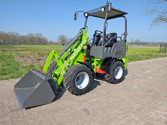 Farmland - 2026 - panther 608e - shovel - afbeelding 1 van  44