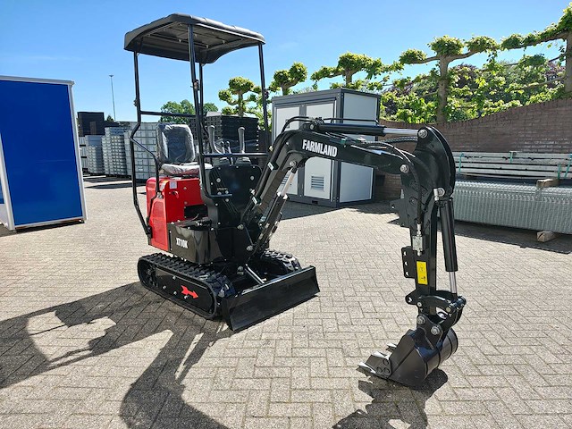 Farmland - 2026 - xt10k - minigraafmachine - afbeelding 4 van  6