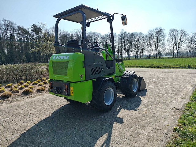 Farmland - 608e - minishovel 800kg - afbeelding 24 van  27
