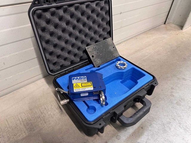 Faro - 2007 - laser line probe - contactloze 3d-laser-scanprobe - afbeelding 2 van  7