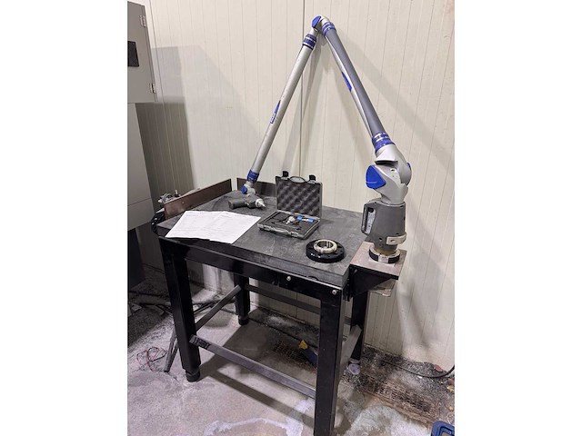 Faro - 2009 - platinum arm - draagbare cmm 3d-meetarm met meettafel - afbeelding 5 van  12