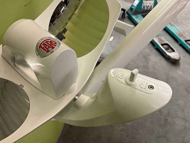 Faro eva tandarts operatielamp - afbeelding 5 van  7