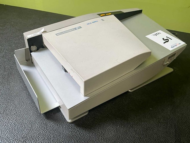 Farrington omr 930 optische markeringlezer - afbeelding 1 van  5