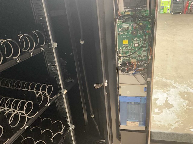 Fas - fast dg 900 - combi machine - verkoopautomaat - afbeelding 6 van  8