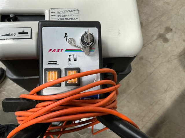 Fast pf400011 schrobmachine - afbeelding 2 van  5
