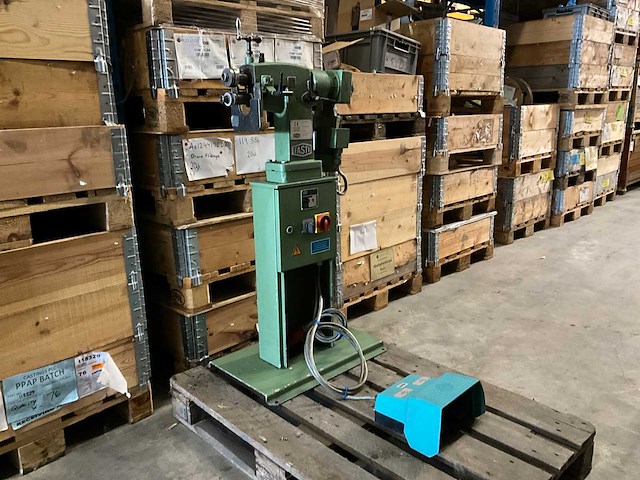 Fasti-werk roller grooving machine - afbeelding 1 van  10