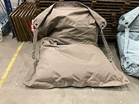 Fatboy buggle-up outdoor (taupe) zitzak - afbeelding 2 van  4