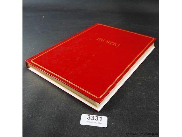 Faustig - afbeelding 1 van  5