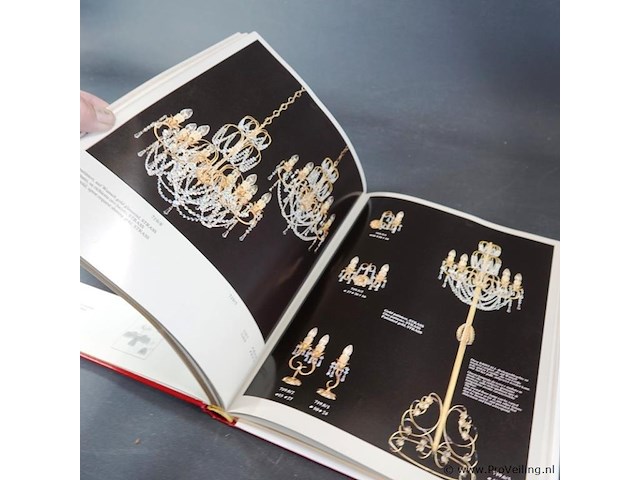 Faustig - afbeelding 4 van  5