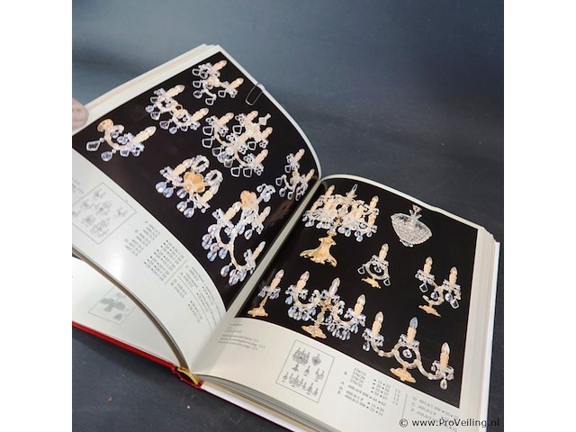 Faustig - afbeelding 5 van  5