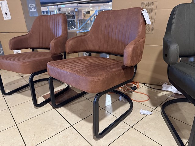 Fauteuil, cognac microvezelstof, metalen onderstel - afbeelding 1 van  3