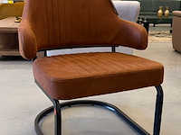 Fauteuil, cognac