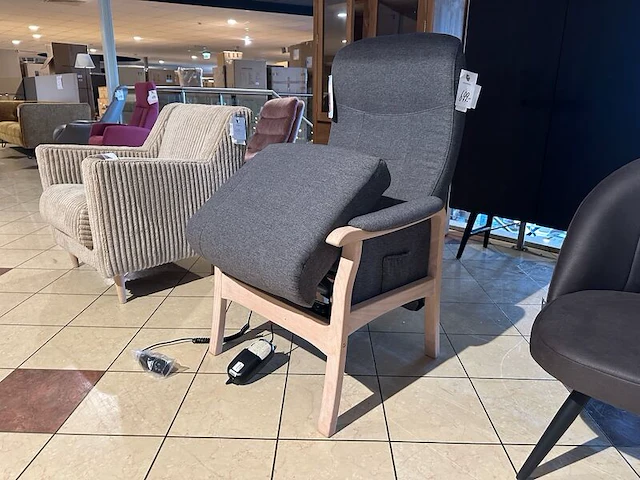 Fauteuil elektrisch verstelbaar knudsen, grijs - afbeelding 1 van  10