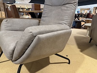 Fauteuil, grijs microvezelstof, zwarte poten - afbeelding 3 van  5