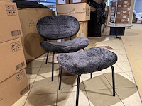 Fauteuil + hocker home bound by ky, pip, zwart - afbeelding 1 van  3