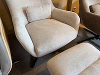 Fauteuil + hocker lichtgrijs - afbeelding 4 van  6