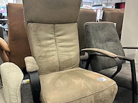 Fauteuil mees elektrisch, microvezel taupe - afbeelding 1 van  7