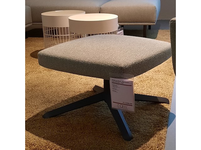 Fauteuil met footstool design on stock, nosto, inclusief hoofdkussen - afbeelding 2 van  11