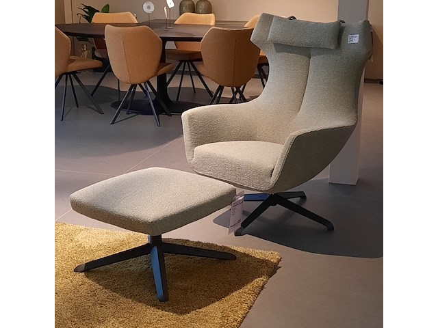 Fauteuil met footstool design on stock, nosto, inclusief hoofdkussen - afbeelding 1 van  11