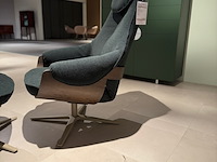 Fauteuil met footstool leolux, cream, dark green, draaibaar en verstelbaar - afbeelding 3 van  9