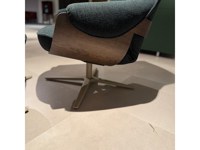Fauteuil met footstool leolux, cream, dark green, draaibaar en verstelbaar - afbeelding 4 van  9