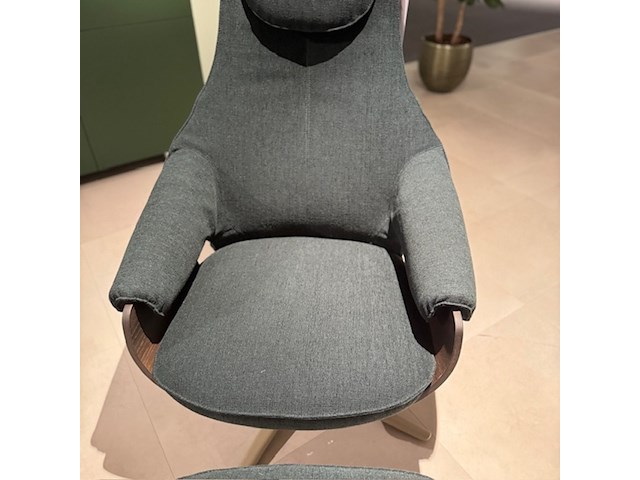 Fauteuil met footstool leolux, cream, dark green, draaibaar en verstelbaar - afbeelding 6 van  9