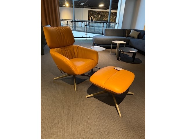Fauteuil met footstool leolux, lodey, brandy, draaibaar en verstelbaar - afbeelding 1 van  7