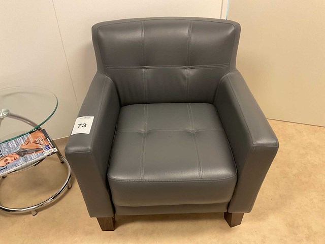 Fauteuil met glazen bijzettafel (2x) - afbeelding 3 van  5