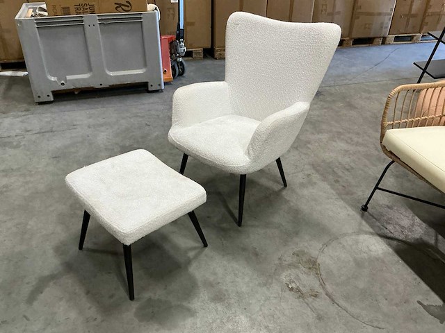 Fauteuil met voetenbankje - afbeelding 2 van  4