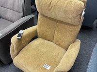 Fauteuil petra 3 motorig, okergeel geweven