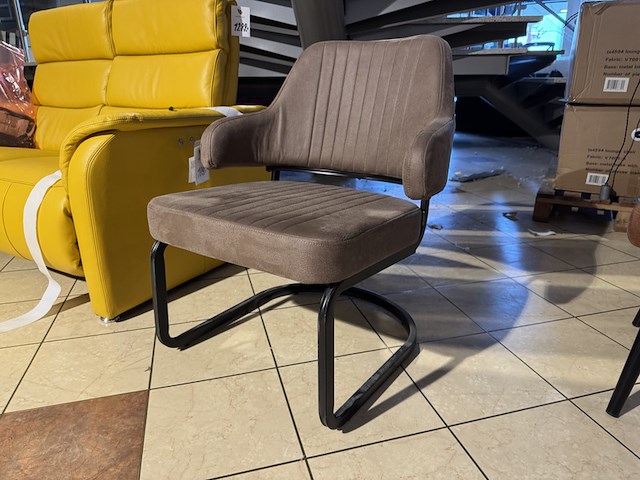 Fauteuil, stone stof, zwart metalen onderstel - afbeelding 1 van  3