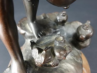 Faux brons beeld van een jongen - afbeelding 4 van  5