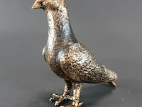 Faux bronzen duif