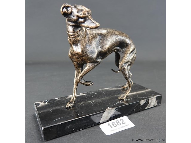 Faux bronzen hazenwindhond - afbeelding 1 van  5