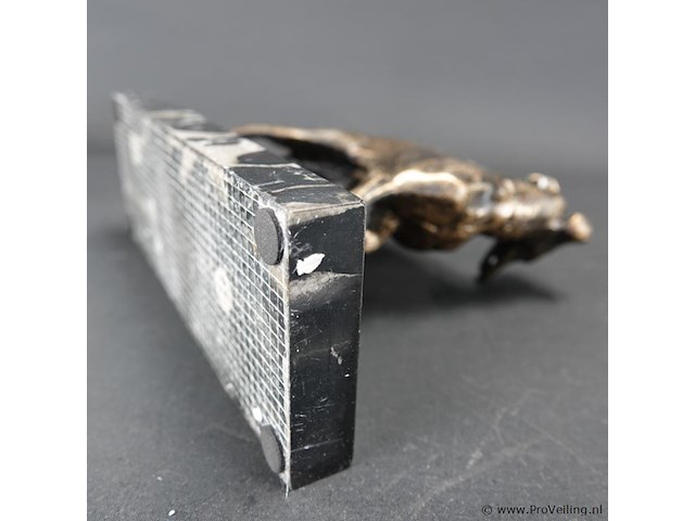 Faux bronzen hazenwindhond - afbeelding 5 van  5