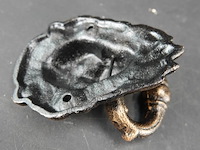 Faux bronzen leeuwenkop als deurklopper - afbeelding 5 van  5