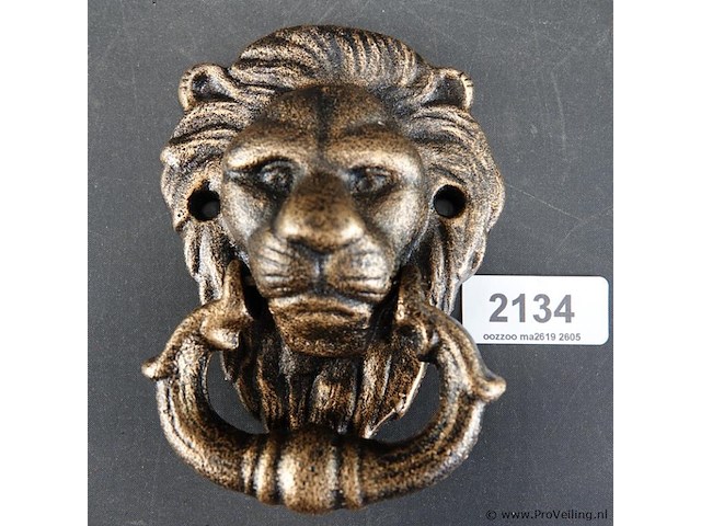 Faux bronzen leeuwenkop als deurklopper - afbeelding 1 van  5
