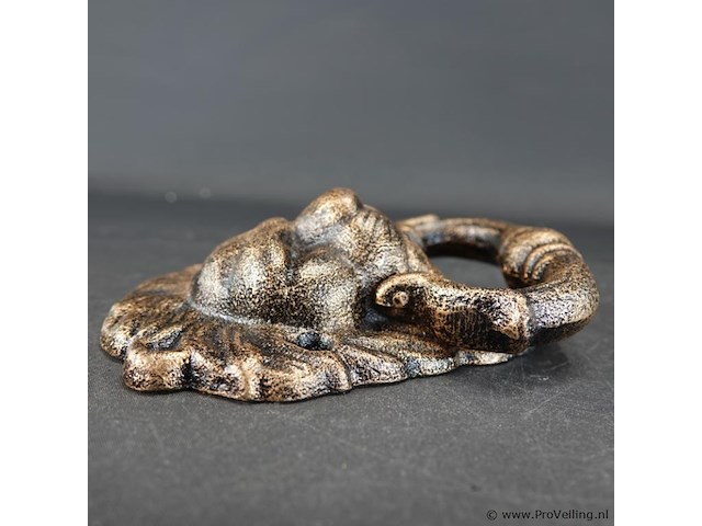 Faux bronzen leeuwenkop als deurklopper - afbeelding 4 van  5