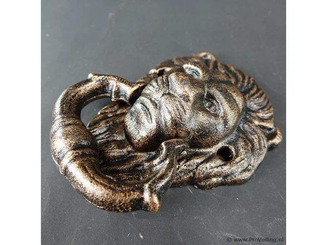 Faux bronzen leeuwenkop als deurklopper - afbeelding 2 van  5