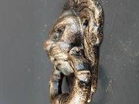 Faux bronzen leeuwenkop als deurklopper - afbeelding 3 van  5