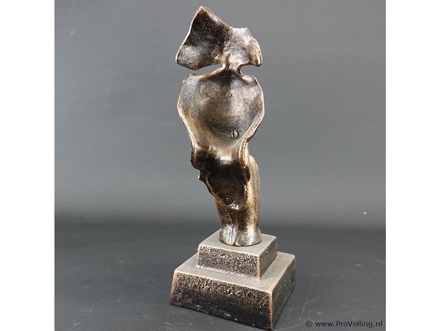 Faux bronzen sculptuur "silence" - afbeelding 4 van  5
