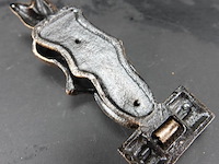 Faux bronzen vleermuis al deurklopper - afbeelding 5 van  5