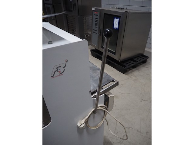 Fb-broodsnijmachines benelux - afbeelding 2 van  12